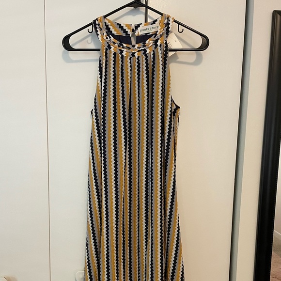 Dresses & Skirts - MOVING SALE 🎈